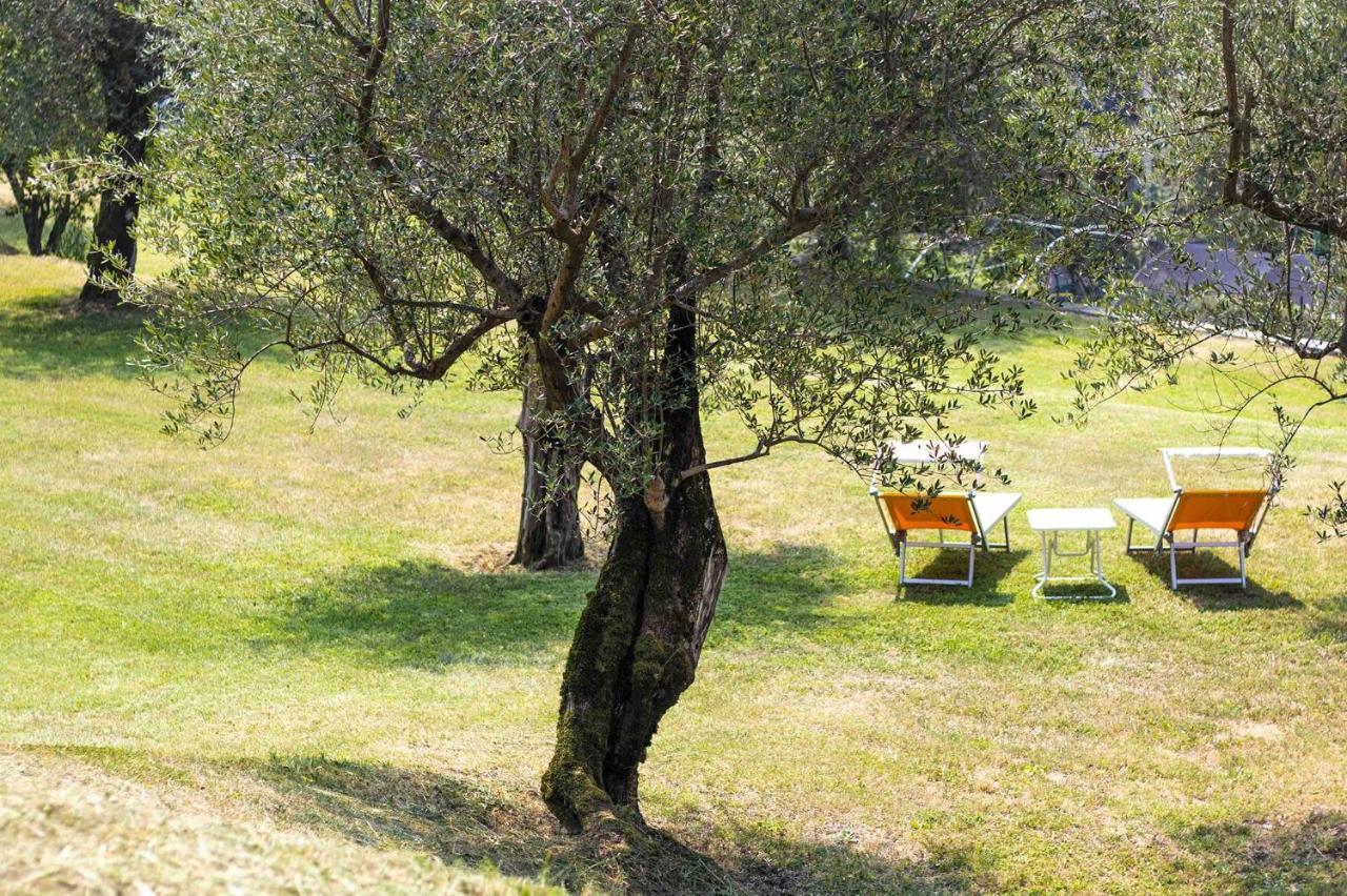 Appartamento Casa Mandello Salò Esterno foto