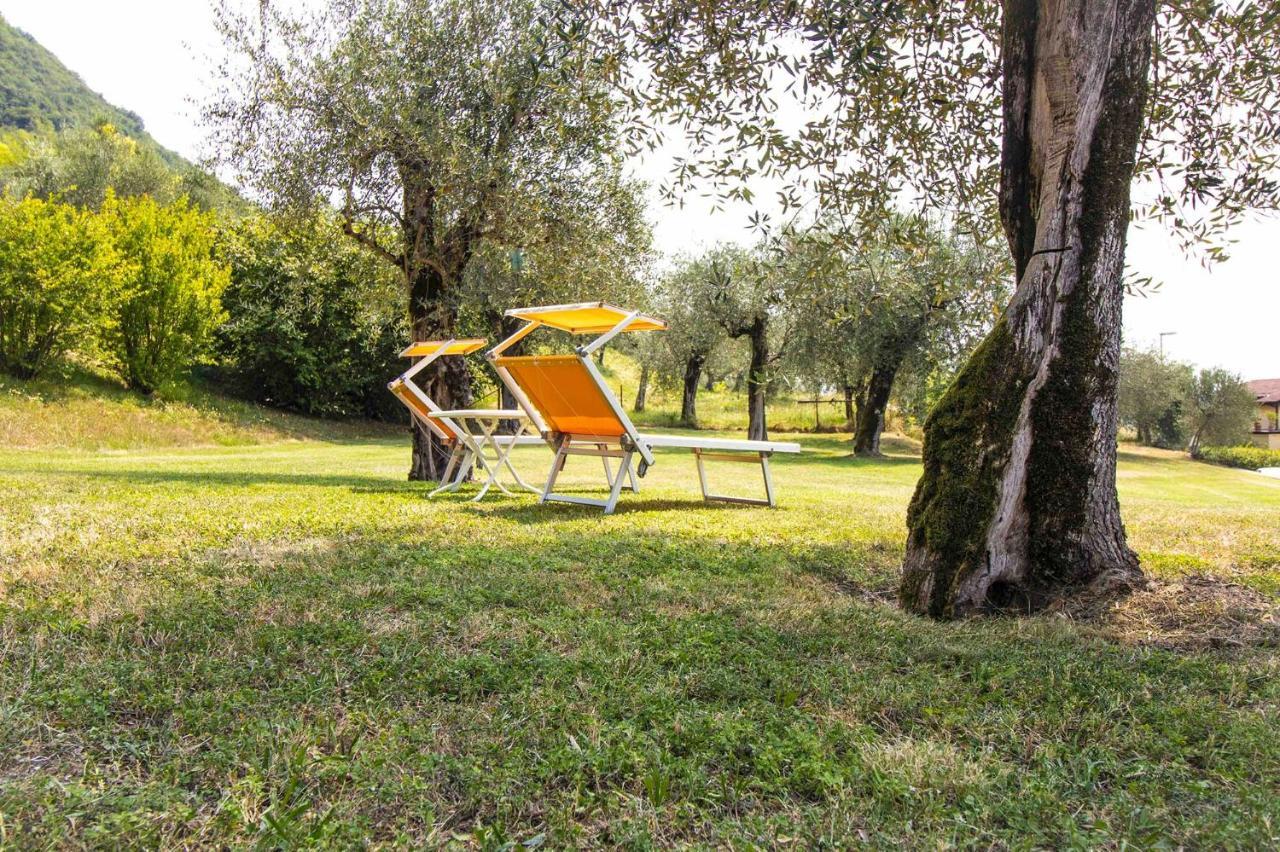 Appartamento Casa Mandello Salò Esterno foto